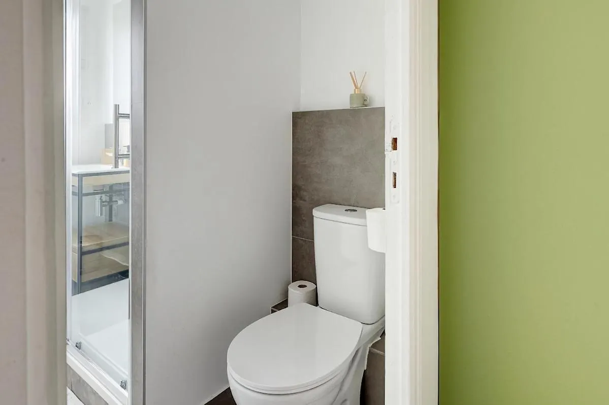 Apartament Eiffel Residence Apolline Paryż Francja
